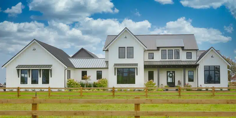 A house that has a metal roof.