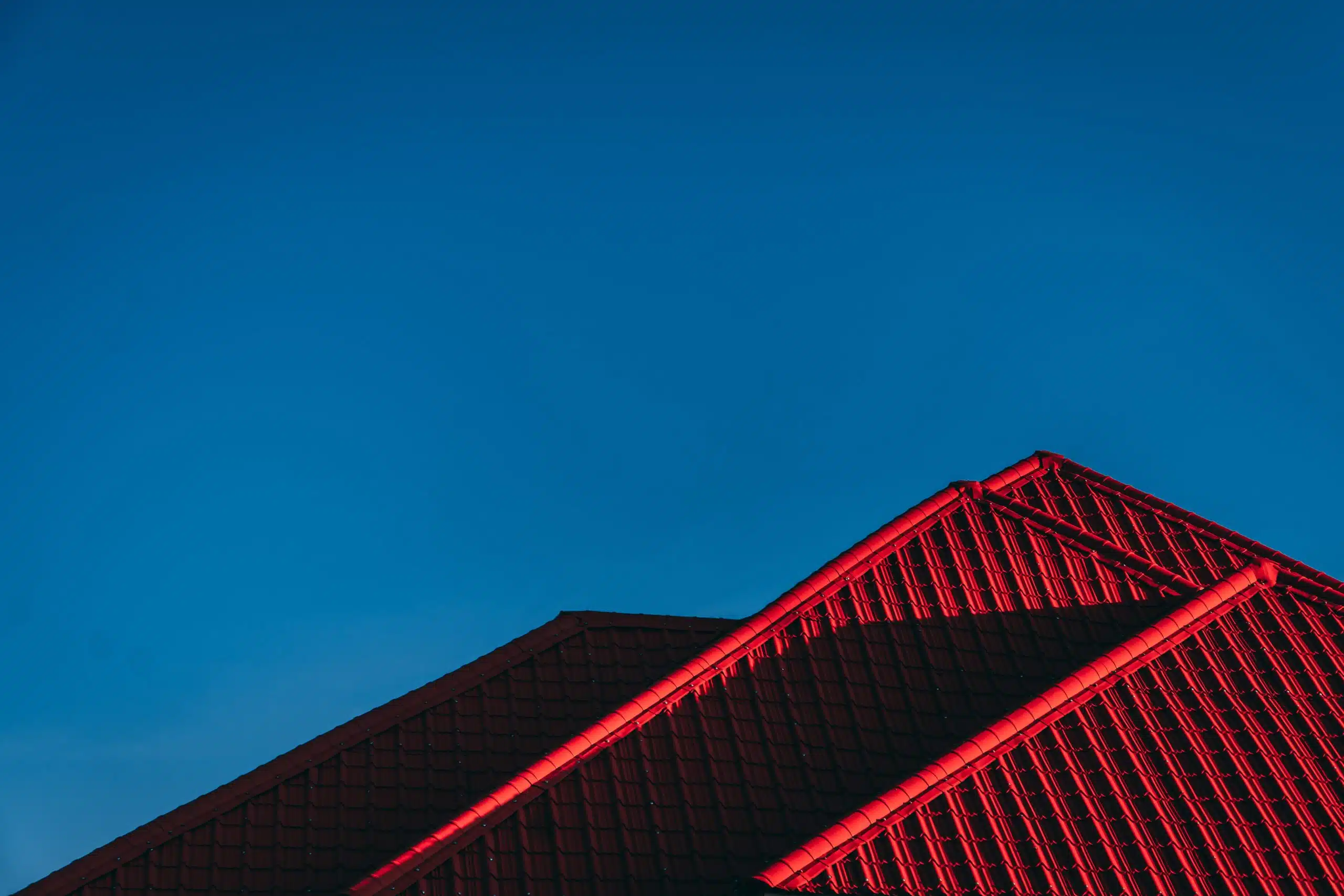 Red Roof in a daylight