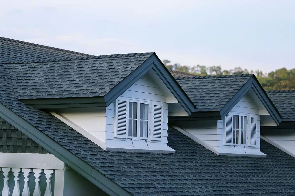 A picture of a house that has a nice roof.