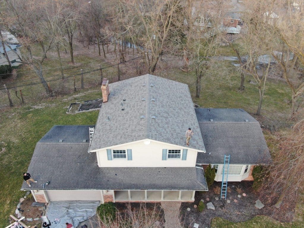 Roof inspector in Rochester Hills, MI